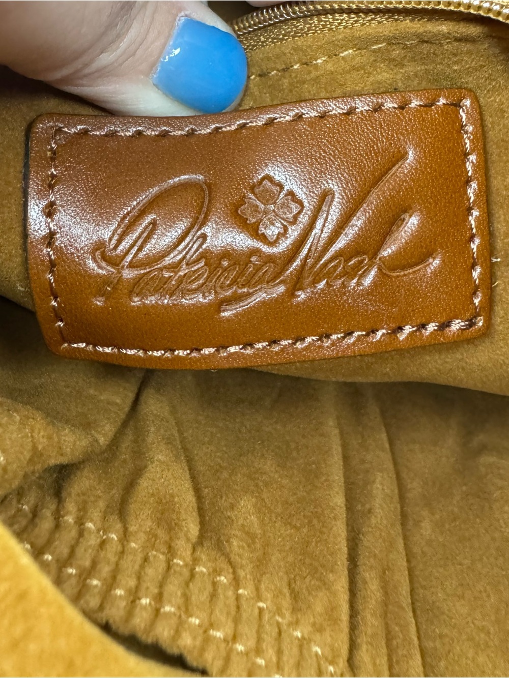 Patricia Nash Cassini Blue Coral Tooled Leather Wristlet Clutch NWT - Picture 5 of 11